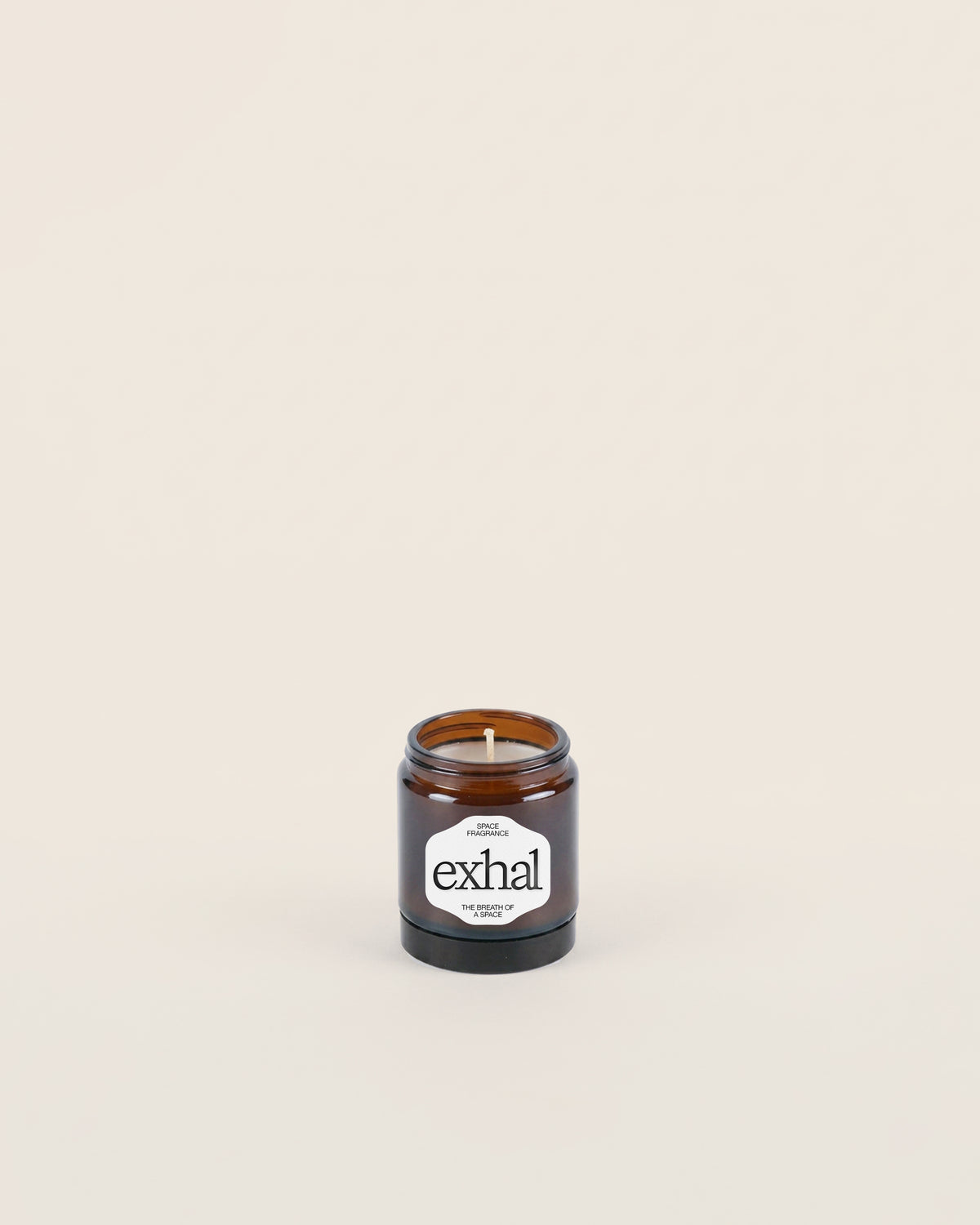 The Lodge 90 g scented candle